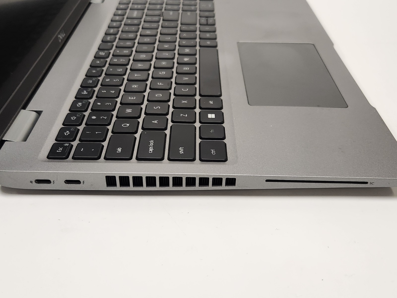 Dell Latitude 5530 15″ Laptop i7-1265U 1.8GHz Iris Xe 16GB 256GB Win 11 Pro