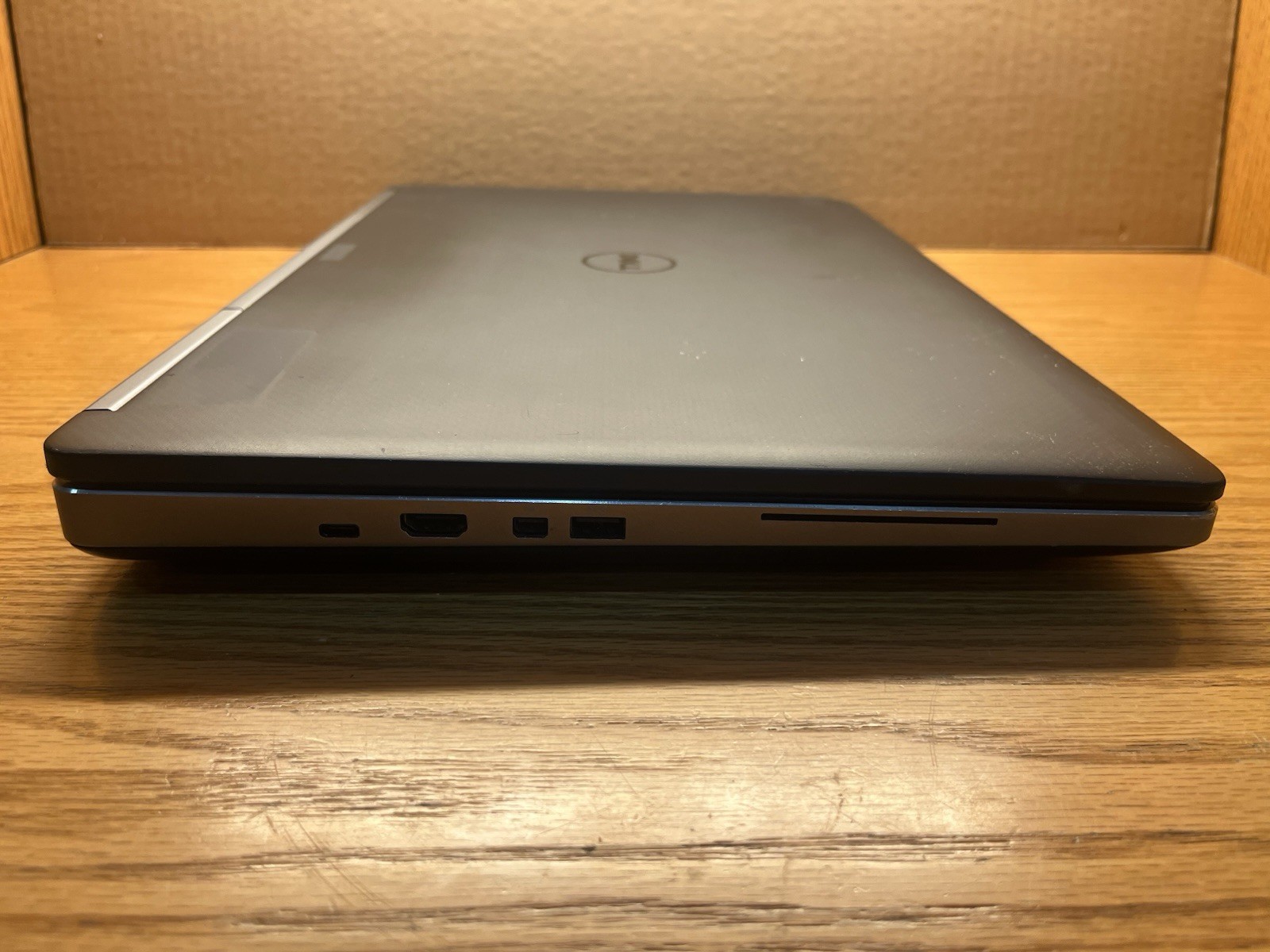 Dell Precision 7720 17.3″ FHD i7-6820HQ | P3000 | *No RAM/SSD/OS/Batt* | *READ*