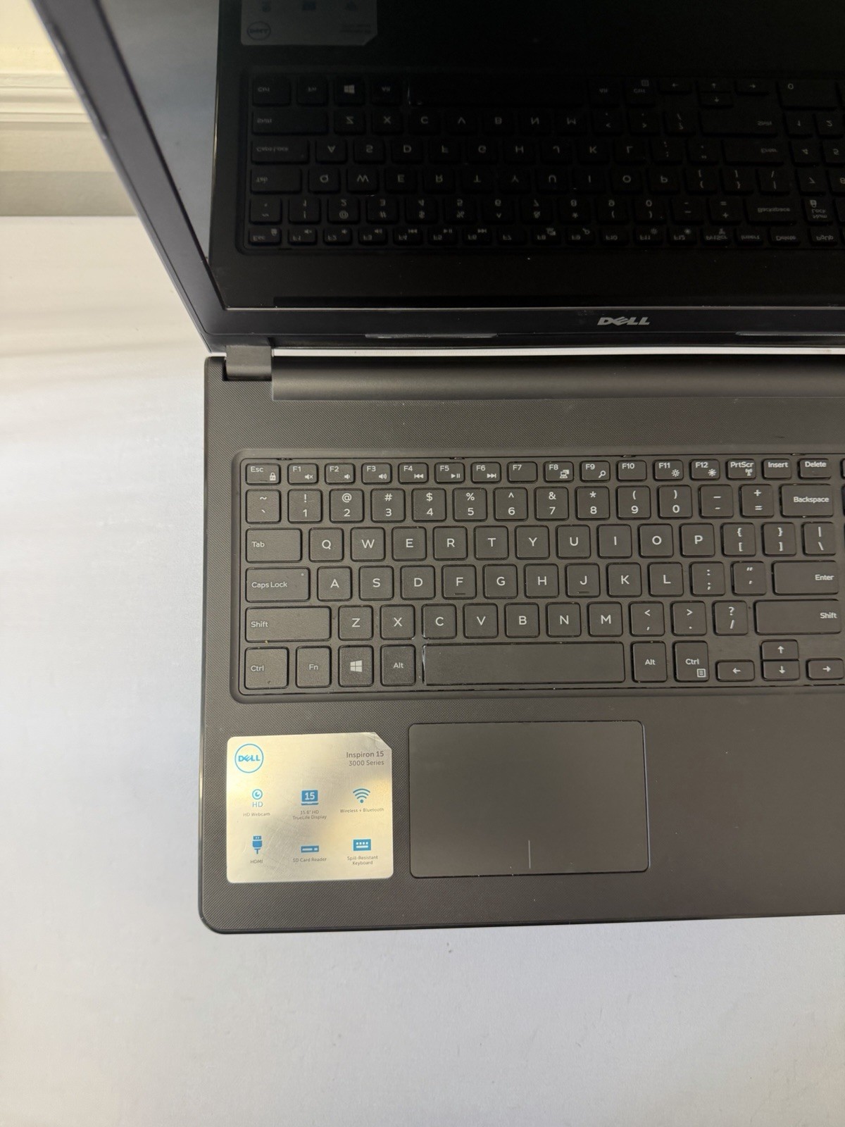 Dell Inspiron 15-3567 Laptop – Good Screen – Intel i3-6006U – RAM 6 GB -Read Des