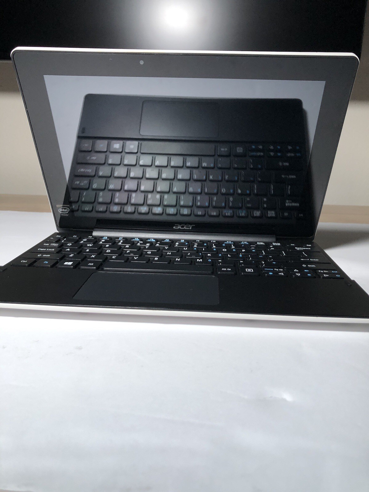 Acer Aspire Switch 10” White Notebook Laptop *FOR PARTS/REPAIR **Read
