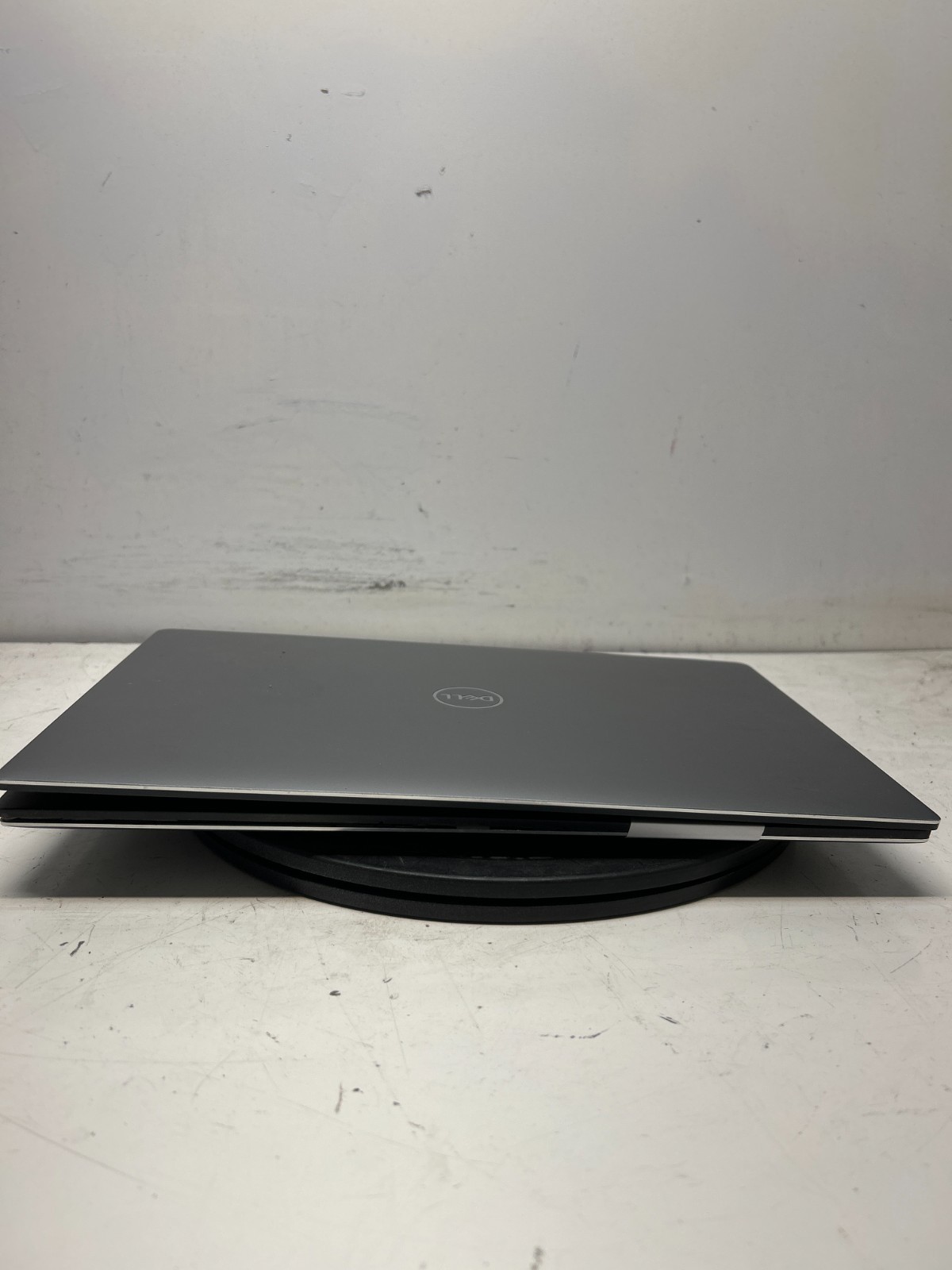 Dell Precision 5540 Intel Core i9-9980HK 2.40GHz NO RAM NO HDD NO BAT – PARTS