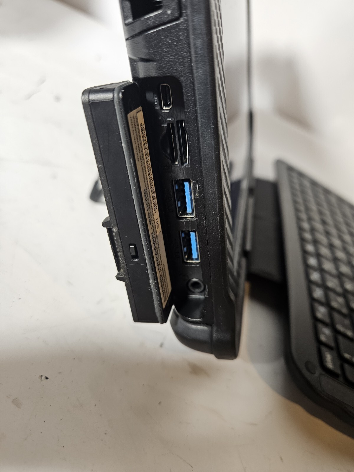 Xplore Rugged XSLATE B2, i5, 2.9GHz, 128SSD, 8GB, Win7 4G keys (Stylus only)
