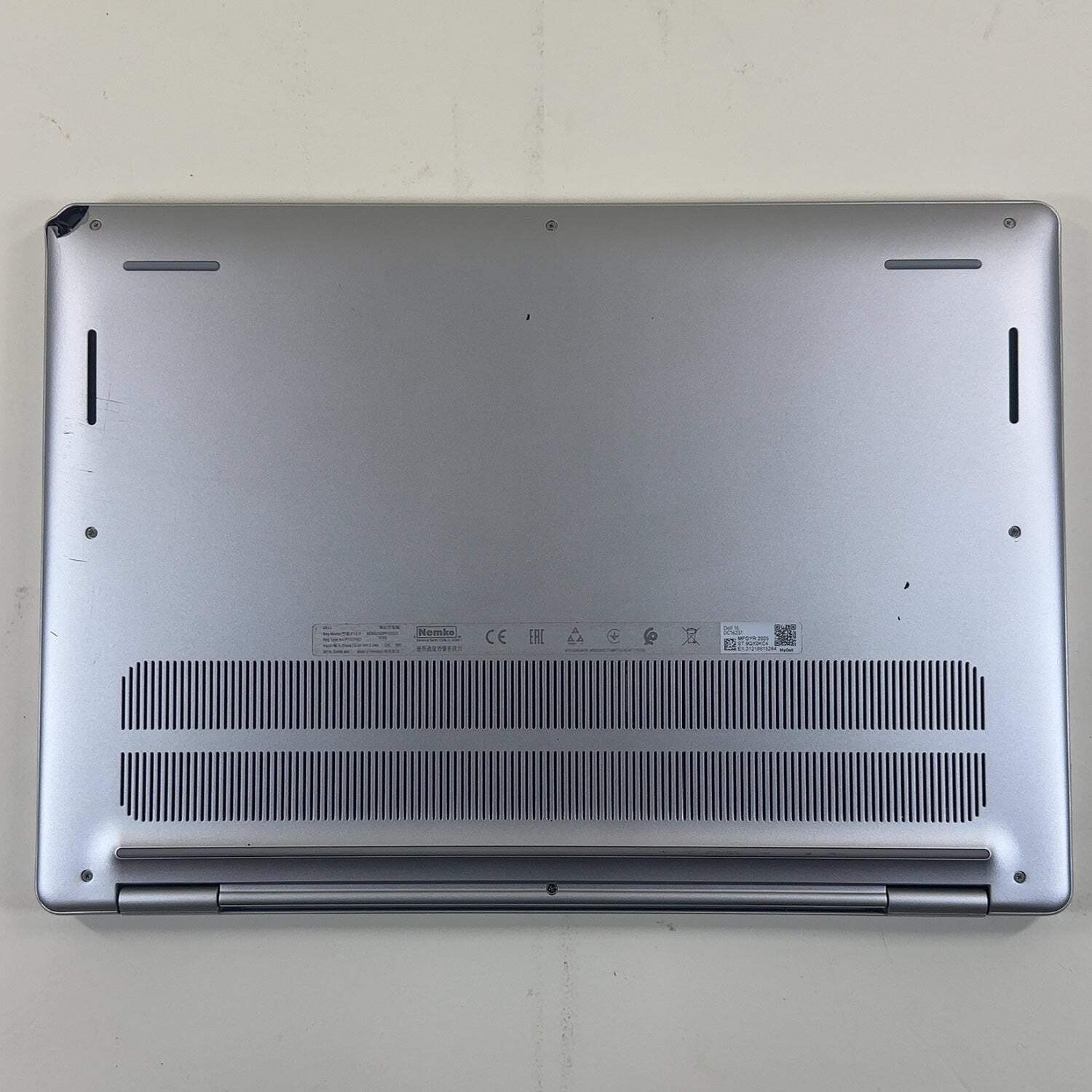Dell 16 DC16251 16″ Core 7 150U 1.8GHz 32GB RAM 1TB SSD Read