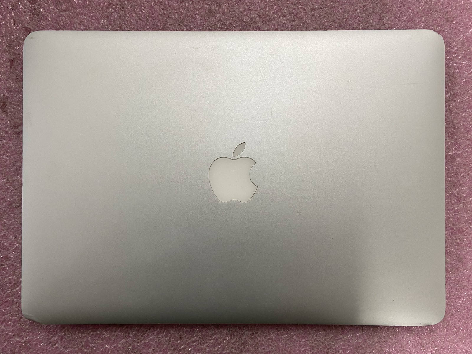 Apple MacBook Air 2017 A1466 13.3″ i5-5350U 8GB RAM 128GB SSD *Read* – CLP32A