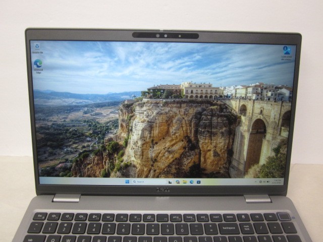 Dell Latitude 5540 I7-1370P @ 1.9GHz 512GB 32GB WIN11PRO TOUCH MX550 WNTY 4/27
