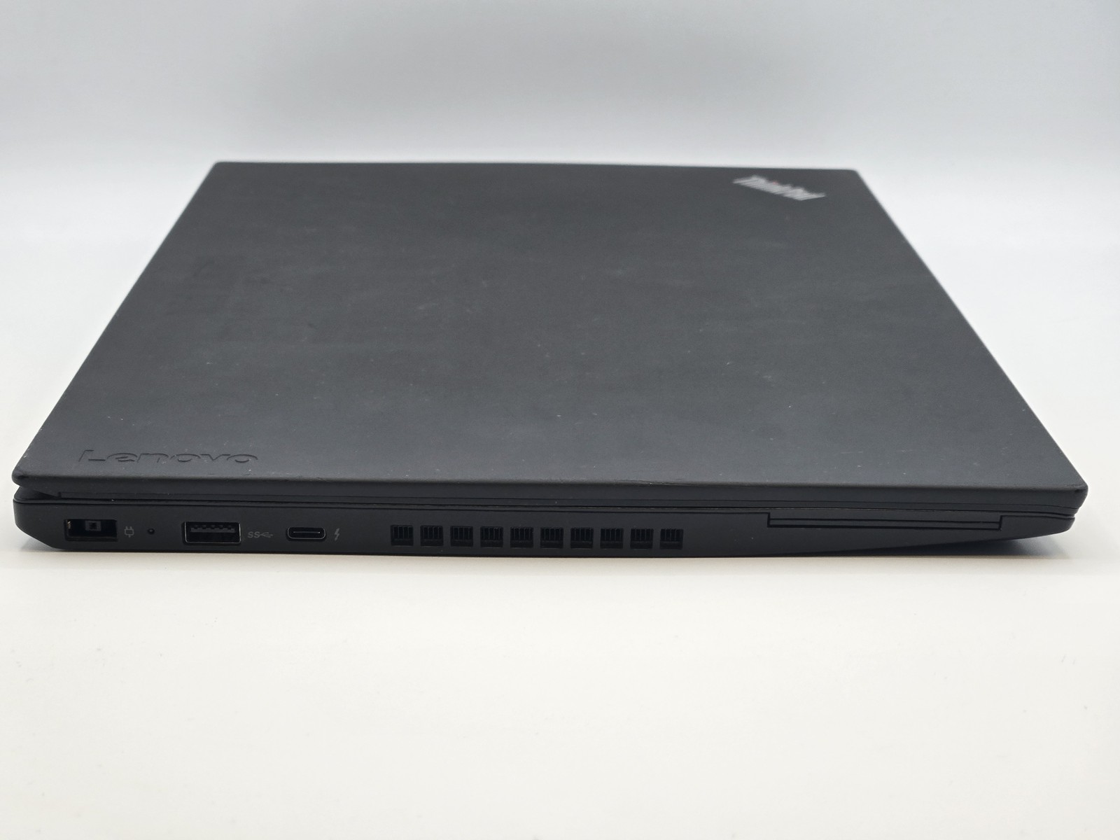 Lenovo ThinkPad T570 15″ FHD Touch I5-7300U 256GB 16GB W10P FP Reader *READ*