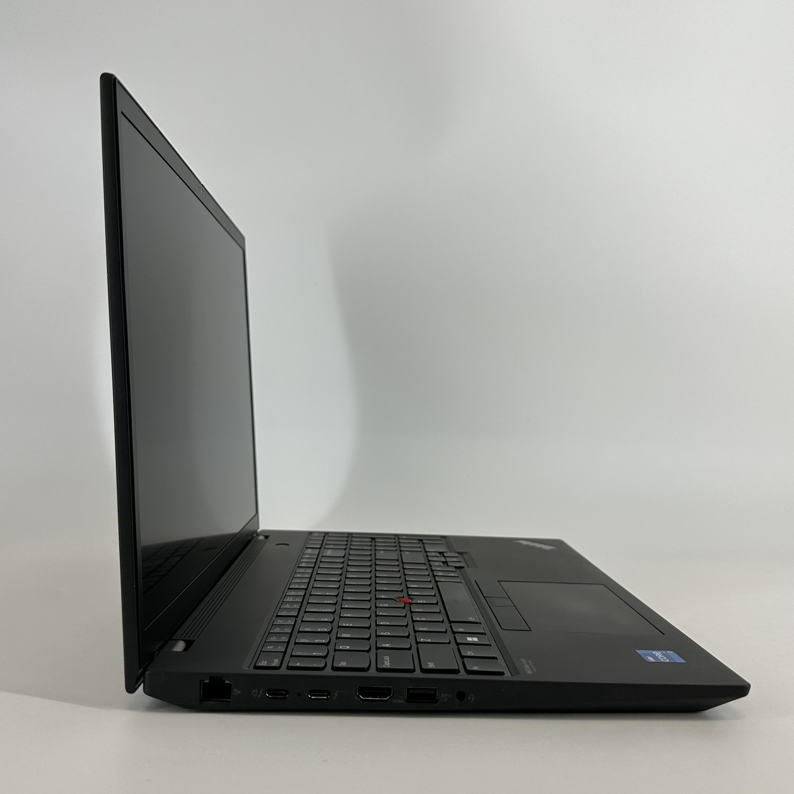 Lenovo ThinkPad P16s Gen 1 FHD+ TOUCH 2.1 GHz i7-1260P 16GB 512GB SSD T550 Good
