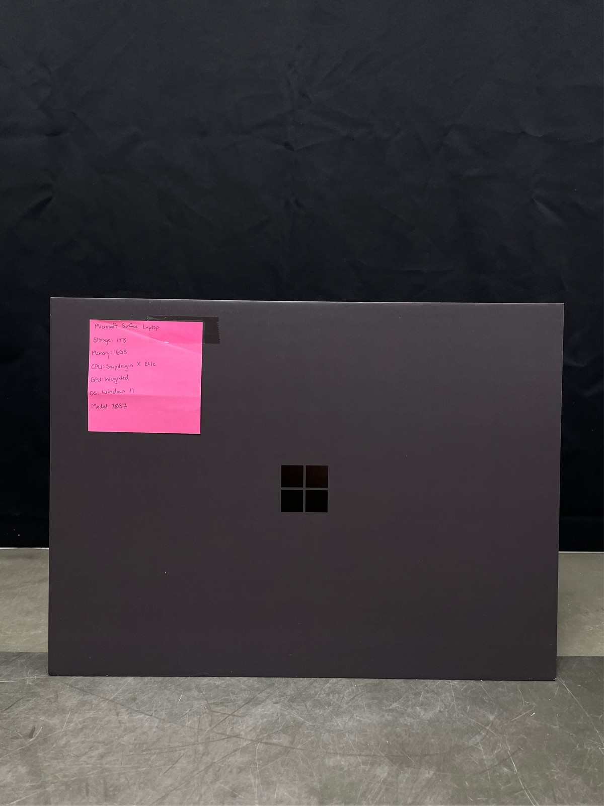 Microsoft Surface Laptop Copilot+ PC 15″ FHD LED Touchscreen Snapdragon X Elit 1