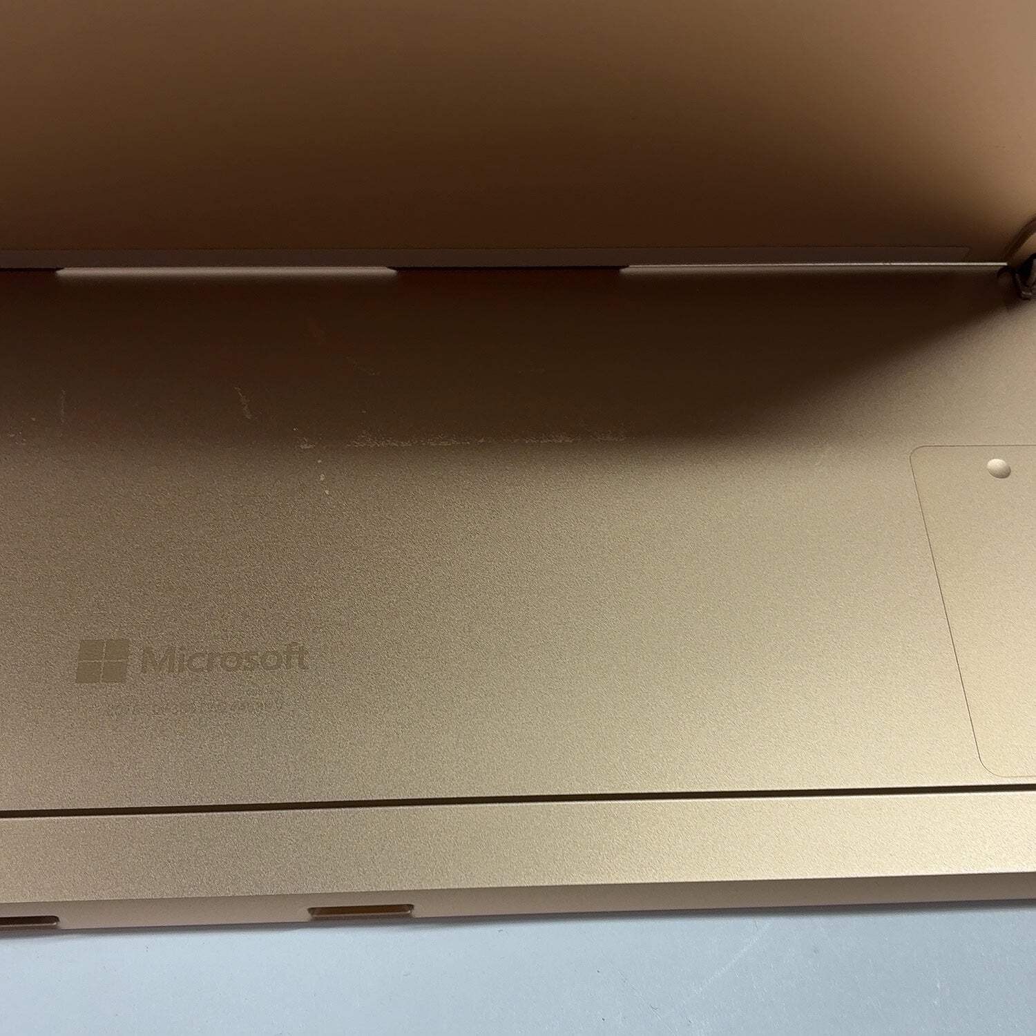 Microsoft Surface Pro 11 2076 13″ Snapdragon X 3.4GHz 16GB RAM 512GB SSD