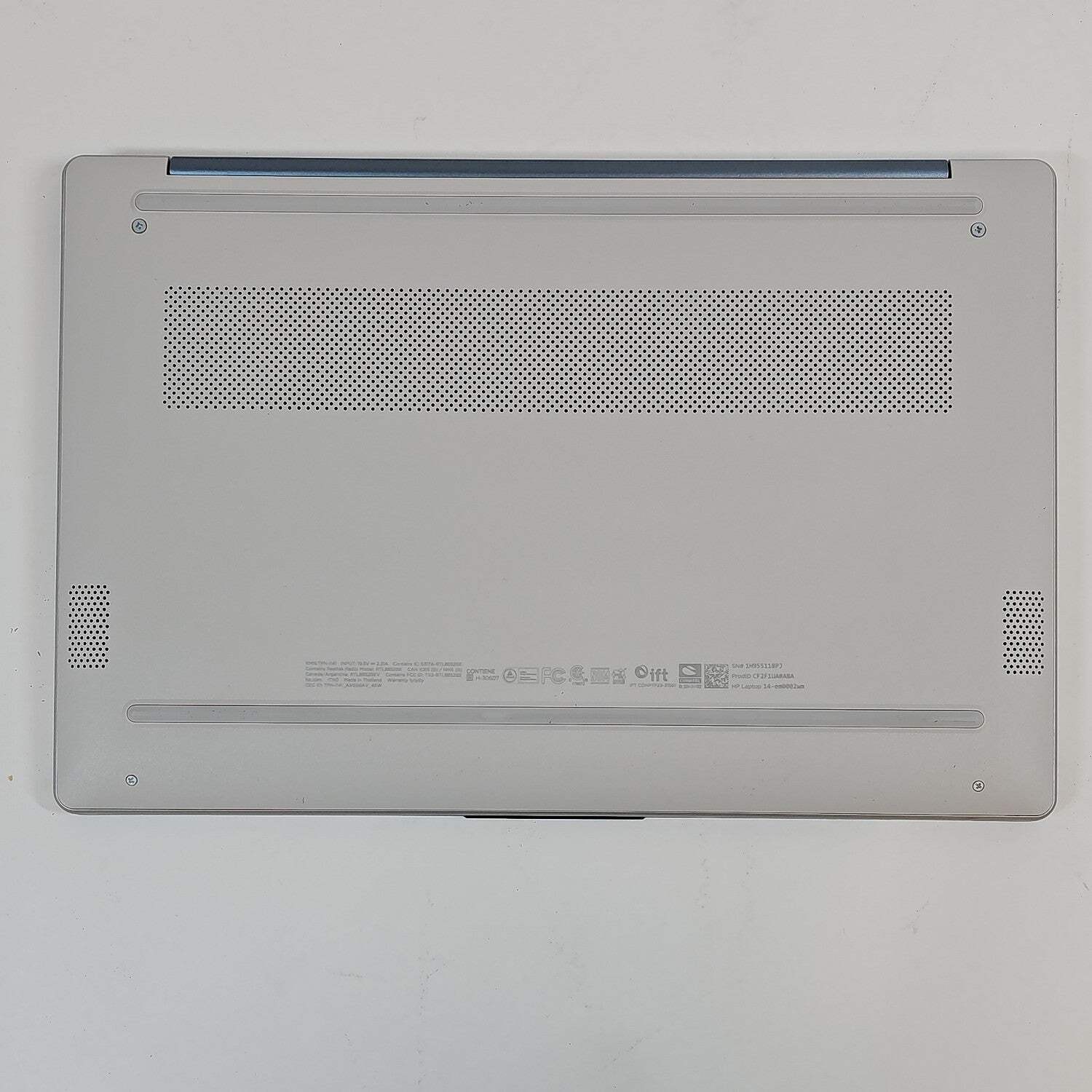 HP Laptop 14-EM0002WM 13.9″ Athlon Silver 7120U 2.4GHz 4GB RAM 128GB SSD