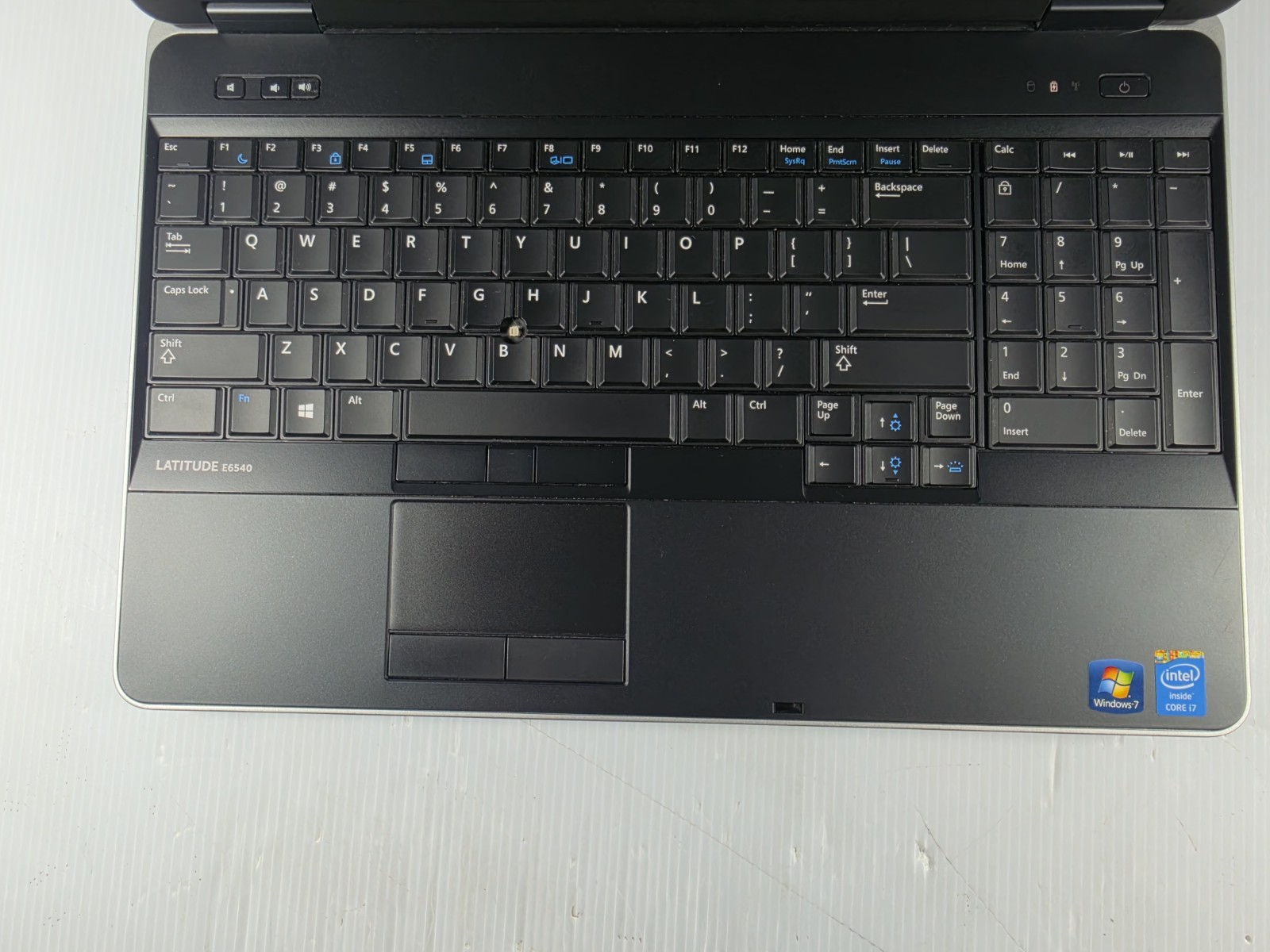 DELL LATITUDE E6540 15.6″ FHD i7-4810MQ@2.80GHz 16GB RAM 256GB SSD WINDOWS 11