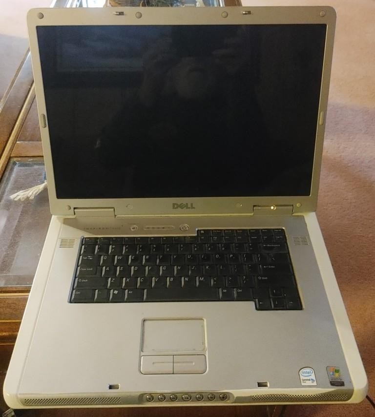 17″ Dell inspiron 9400 Win10 PRO Laptop Intel Core Duo 2.16GHz 750 GB HD 17″ LCD
