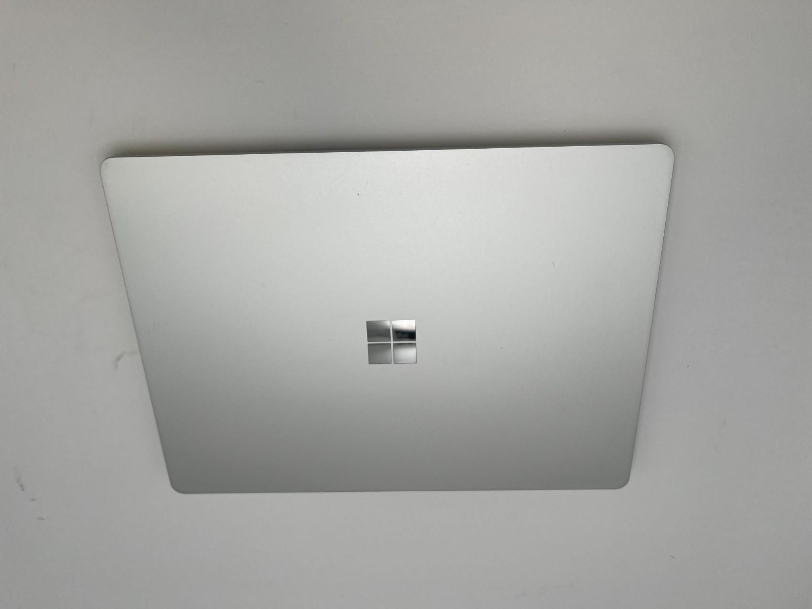 MICROSOFT SURFACE LAPTOPGO 2 (2013) i5-1135G7 8GB DDR5 RAM 128GB NVME WIN 11 PRO