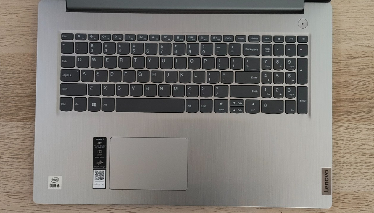 Lenovo IdeaPad 3 17IIL05 17.3” (512GB SSD, Intel Core i5-1035G1, 8GB RAM)