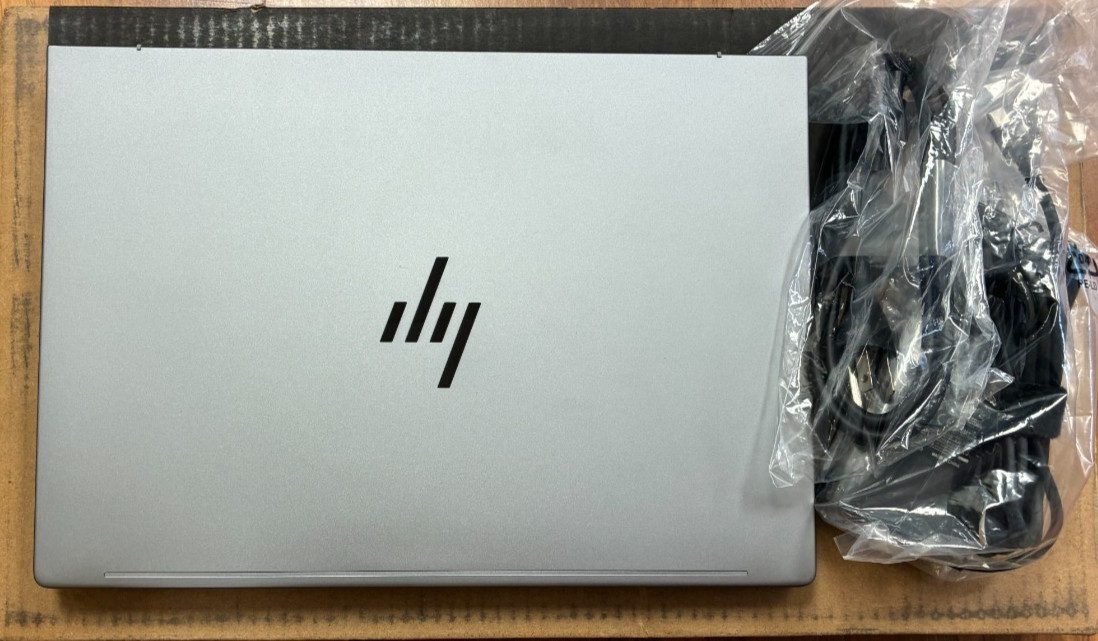 HP ZBook 8 G1i 14 U7 265H 32GB 1TB RTX 500Ada 4GB – Warranty