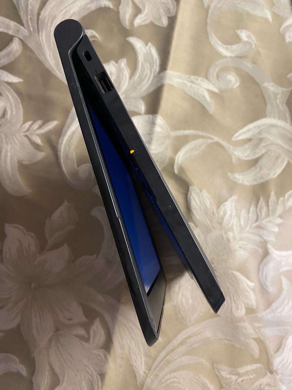 Dell Chromebook (P22T) 2 GB
