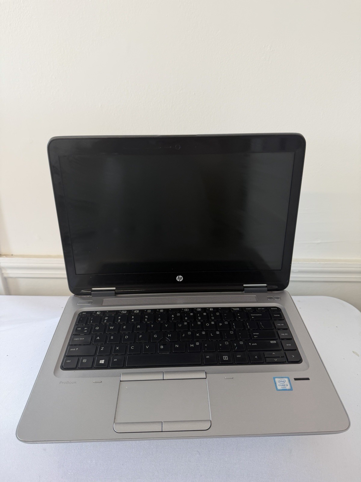 HP Probook 640 G2 Laptop – Good Screen – Intel i3-6100 – RAM 4 GB – Read Des