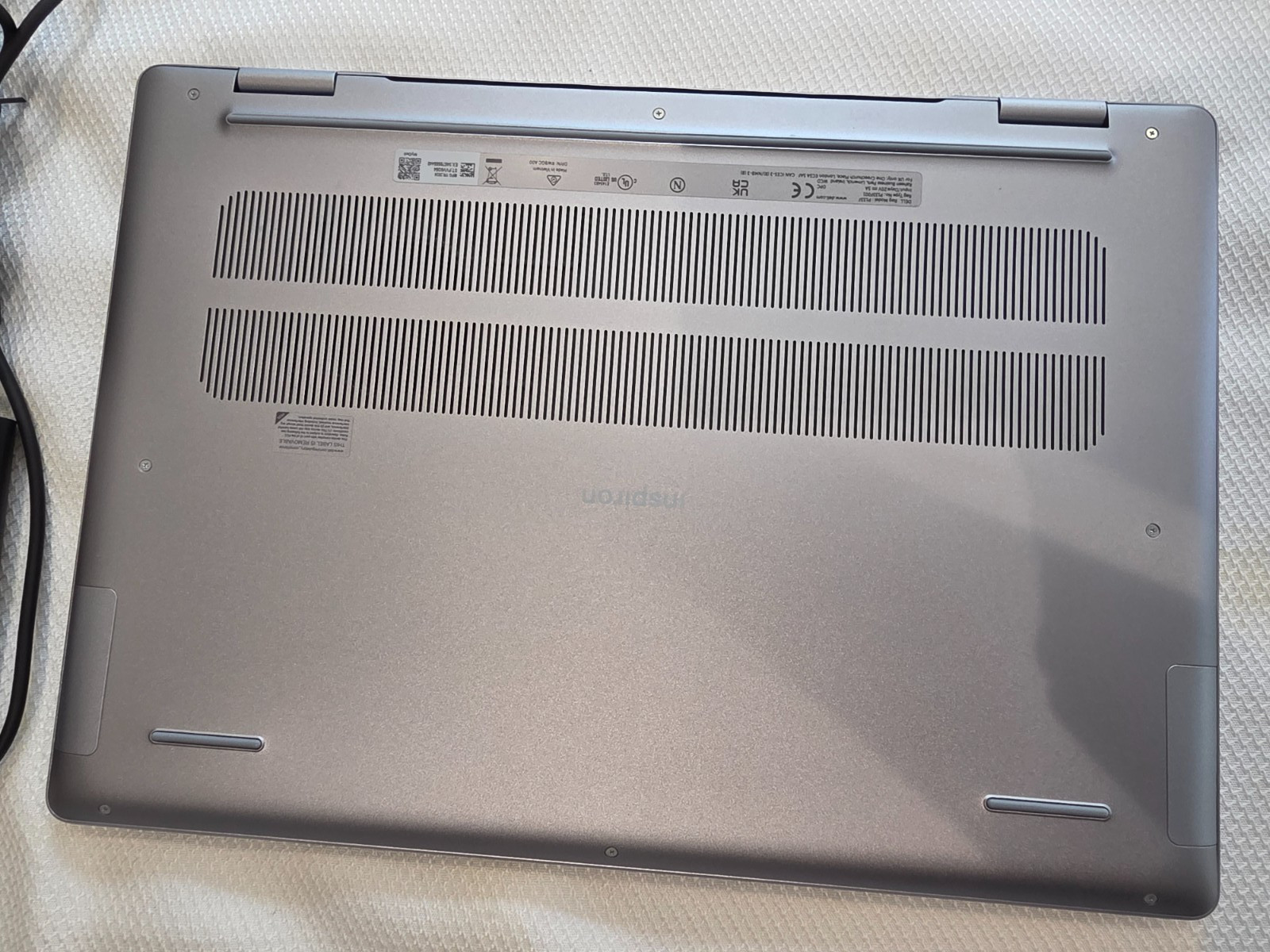 Dell Inspiron 16 7640 2-in-1 QHD Touch 90Hz Ultra 7 155H 16GB RAM 1TB SSD