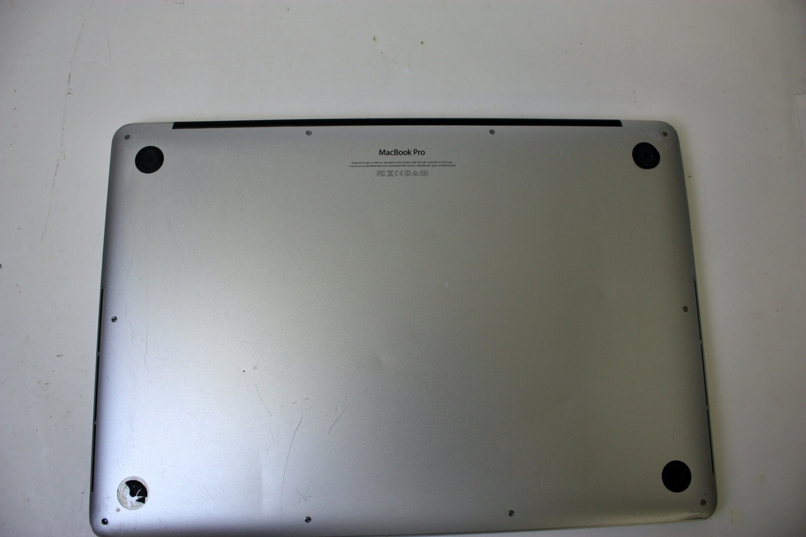 MacBook Pro 15″ Retina Mid 2014 2.5GHz Intel Core i7 16GB 500 GB NVIDIA GeFor…
