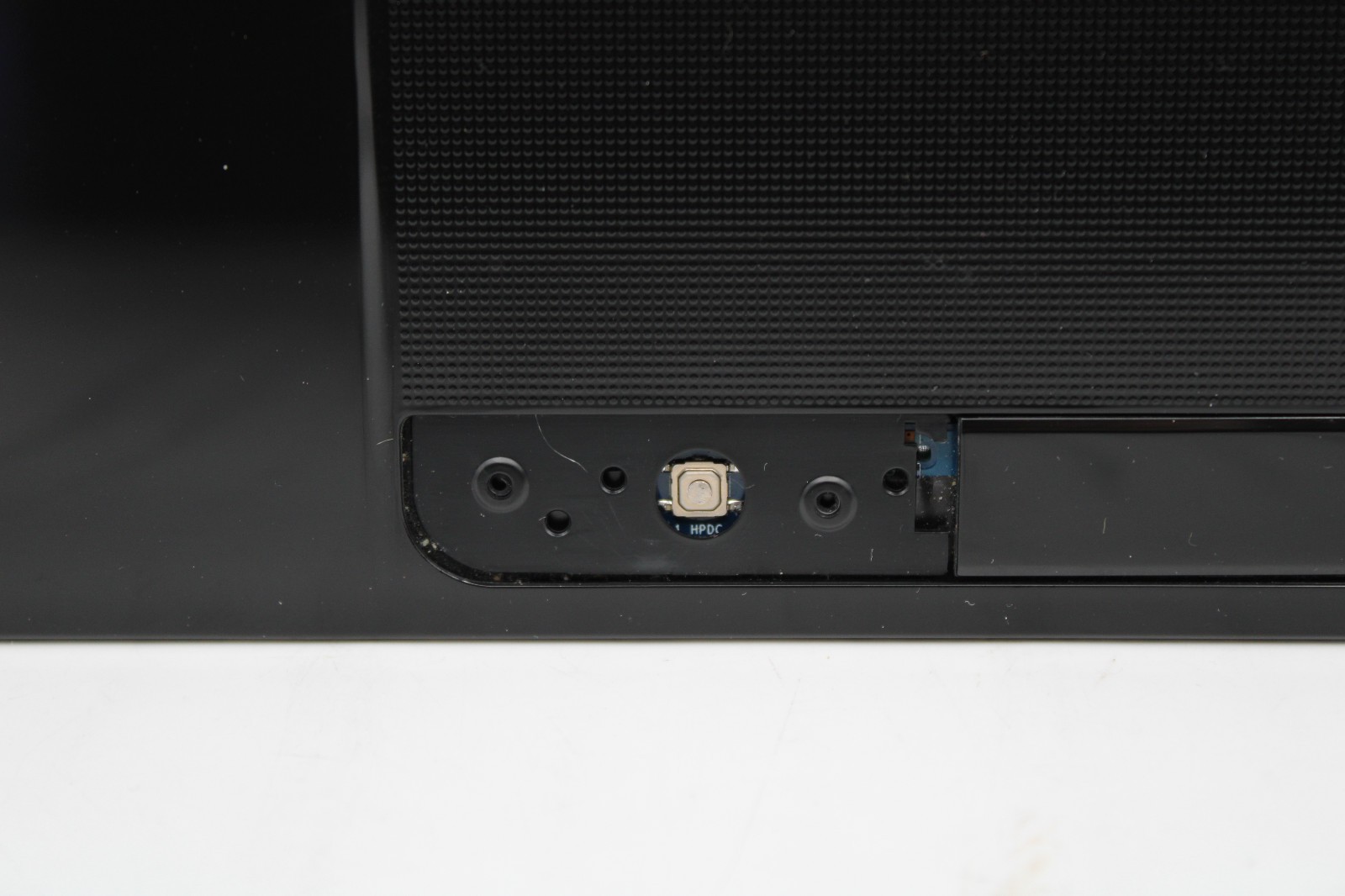 HP 2000-2d24DX _ Pentium 2030M @ 2.5 _ 4GB RAM _ No SSD / OS *READ