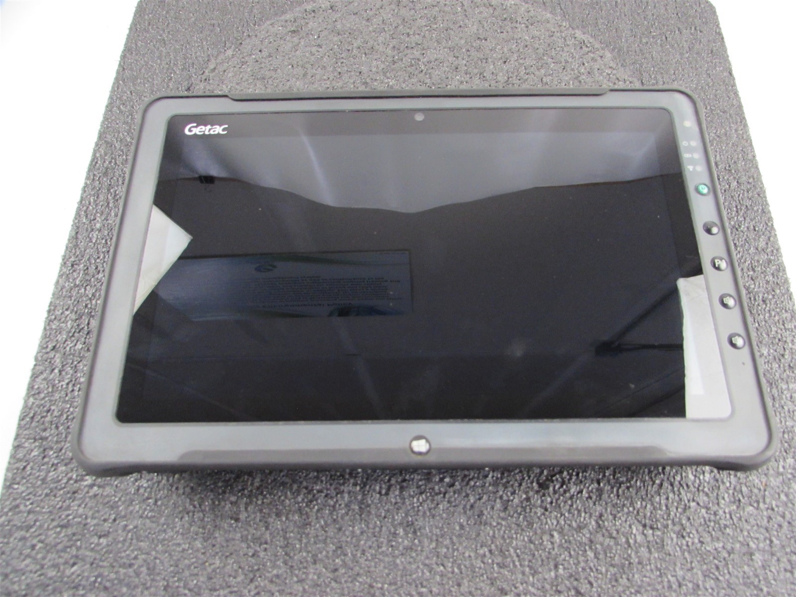 GETAC RUGGED TABLET F110 (G4) 1920X1080 FHD I5-7200U 128GB SSD 8GB RAM NO O.S