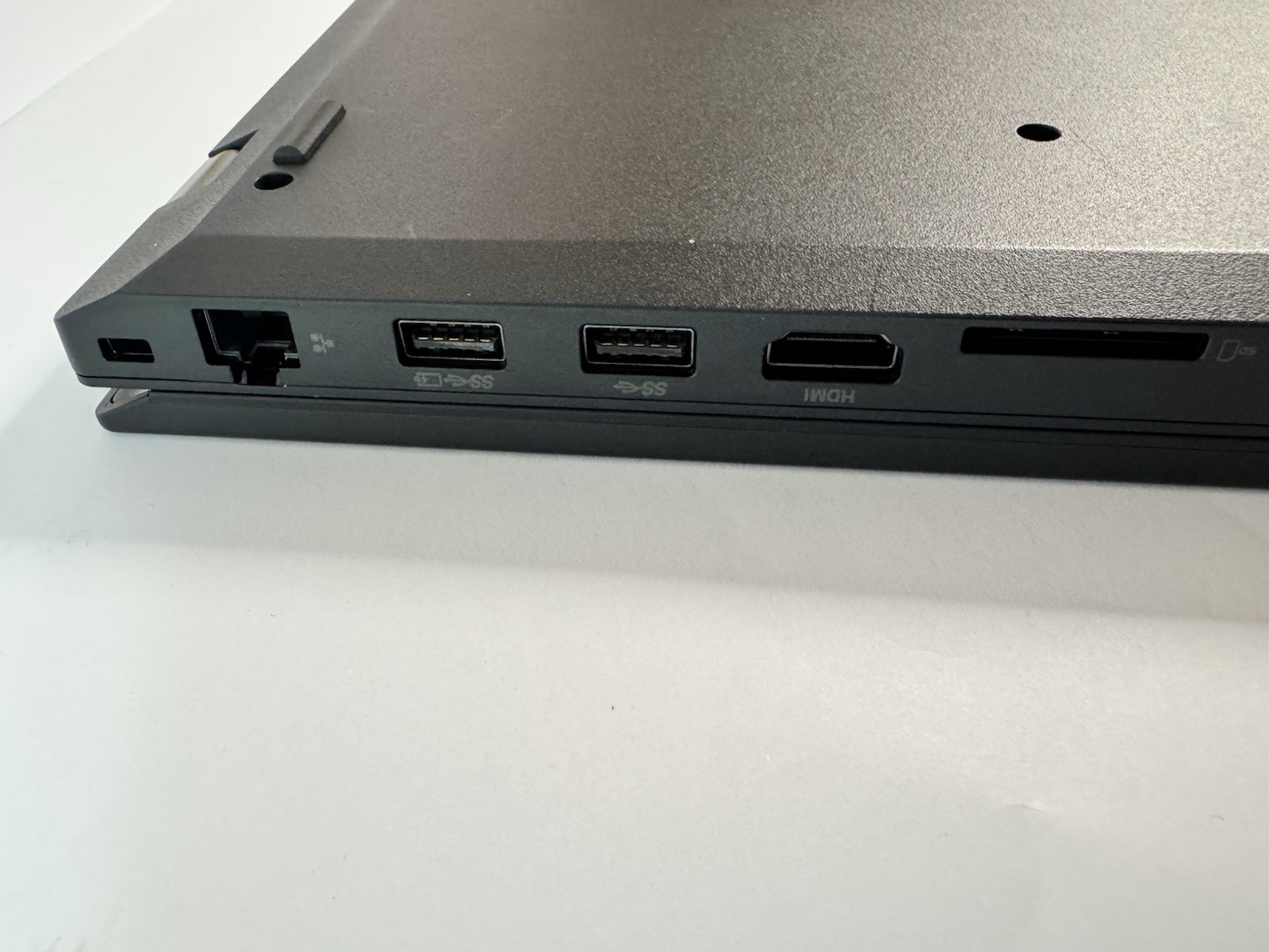 Lenovo ThinkPad T15p Gen 1 i7-10750H 32GB RAM 1TB SSD 15.6” 4K NVIDIA GTX 1050