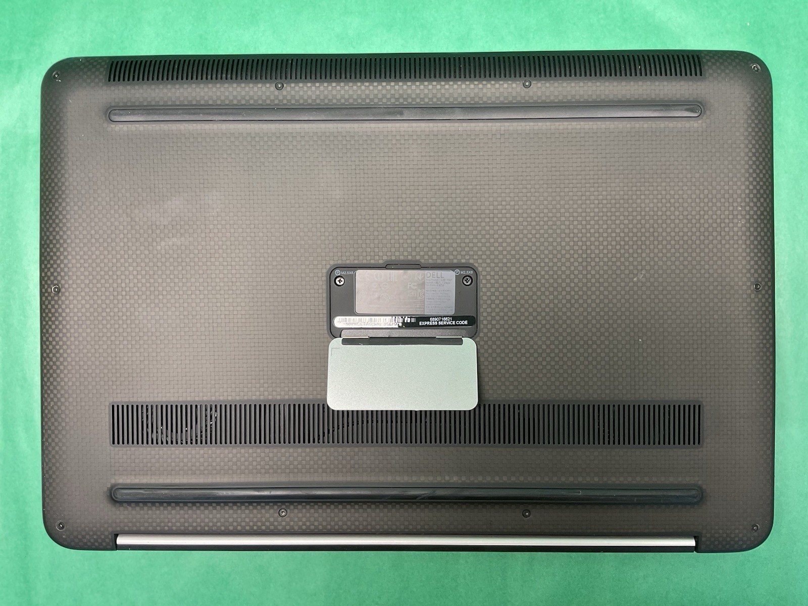 Dell Precision M3800 – i7 – Powers On – NO HARD DRIVE- Untested