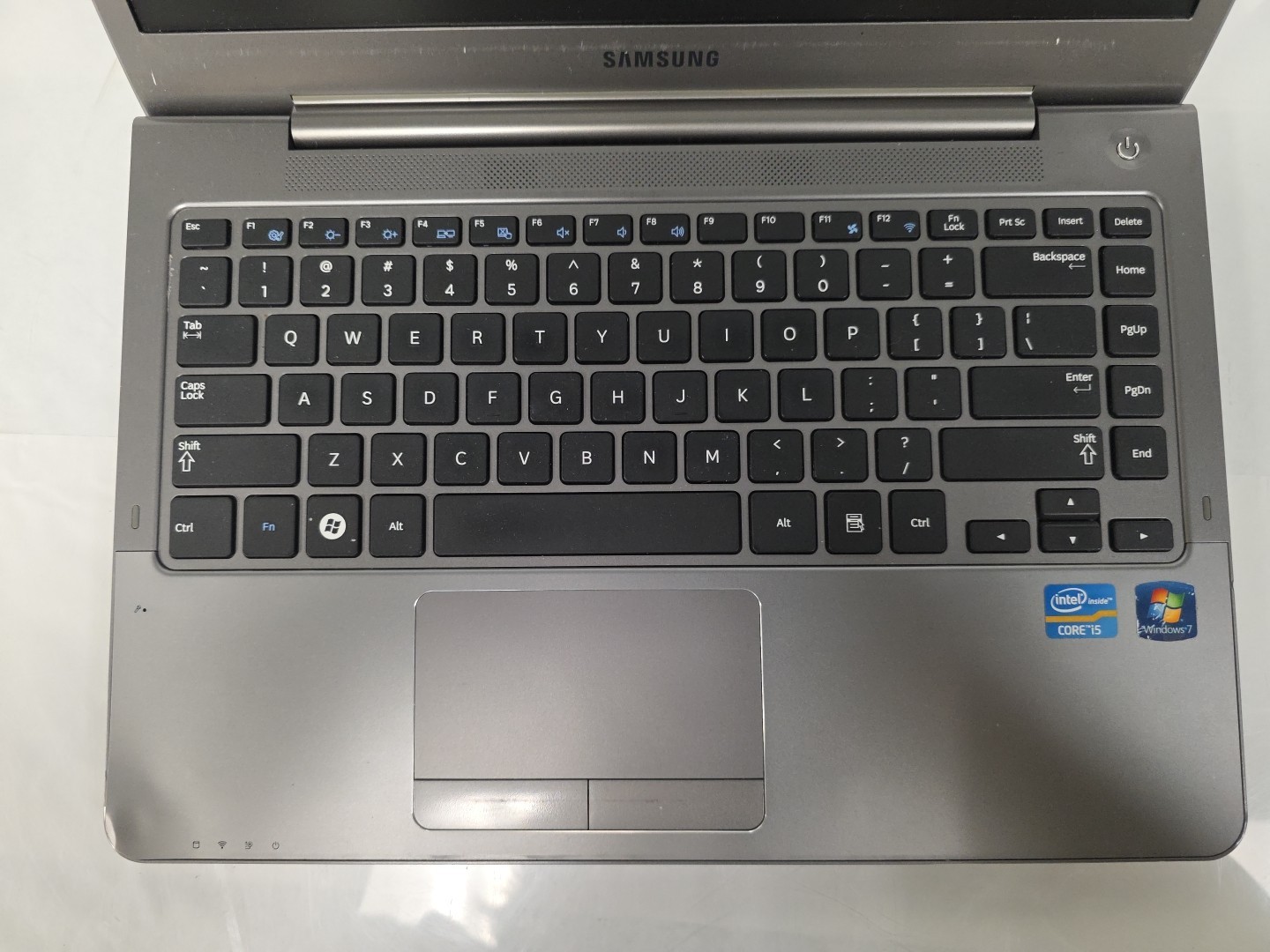 Samsung Series 5 Ultrabook| 14″|Intel core i5|8GB RAM|320GB HDD|NO OS