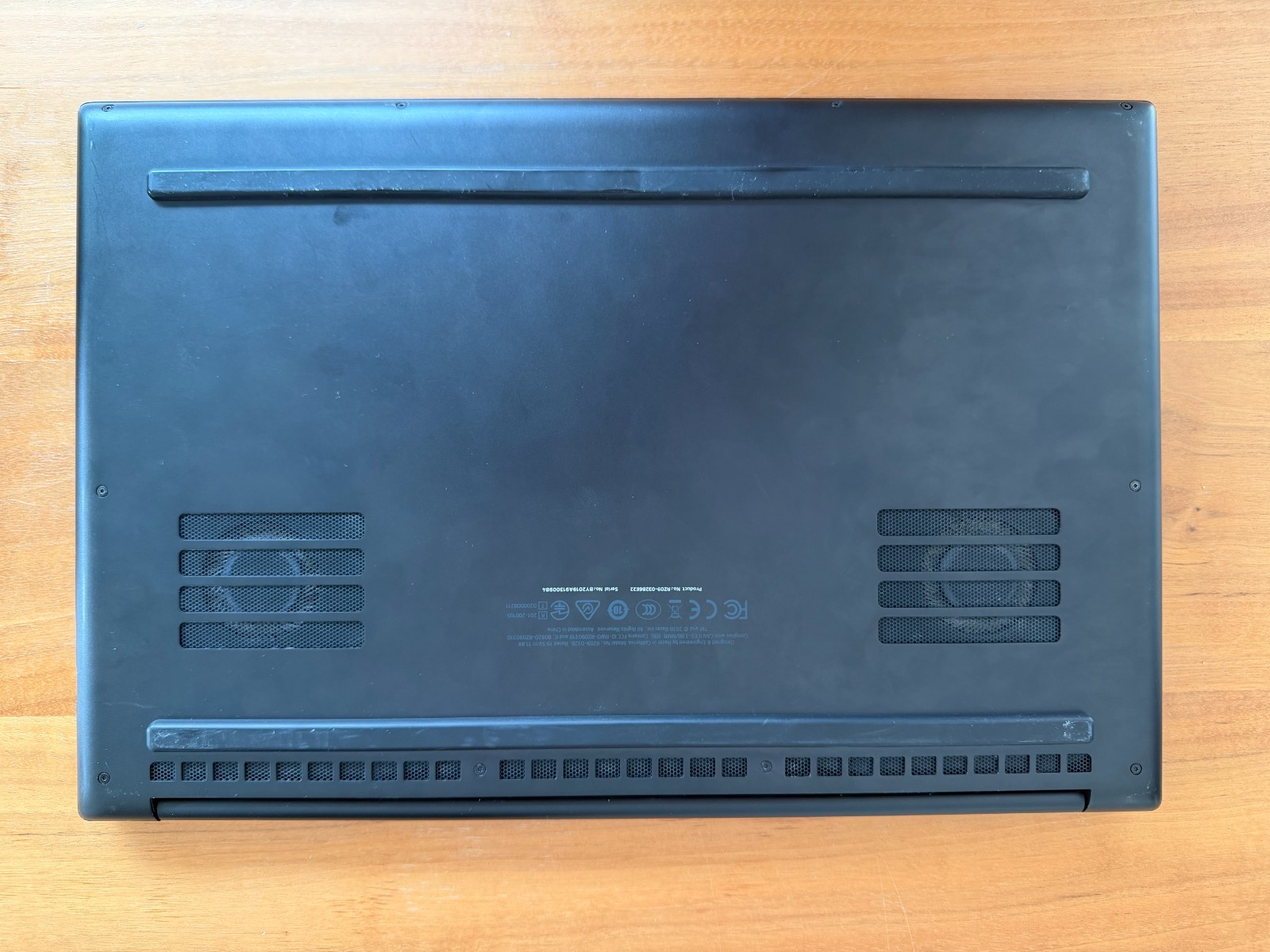 Razer Blade 15 (2020) Gaming Laptop i7-10750H RTX 2060 16GB 512GB SSD 144Hz