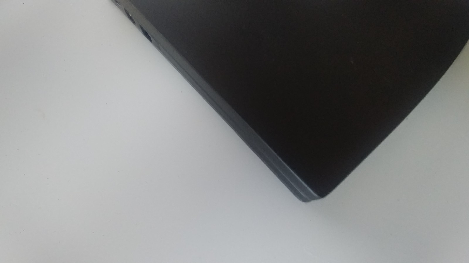 Dell Latitude 7390 2-in-1 touch i5-8350U 8GB RAM 13.3 inches USB-C – for parts