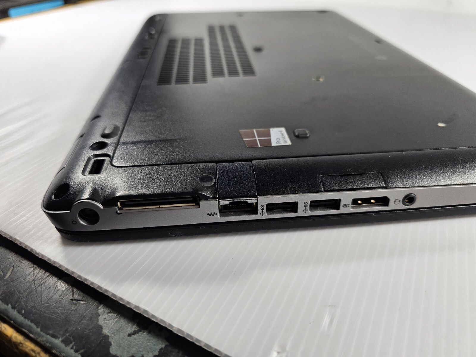 HP Elitebook 850 G1 Core i7 4600U 2.1GHz, 8GB RAM NO HDD Laptop