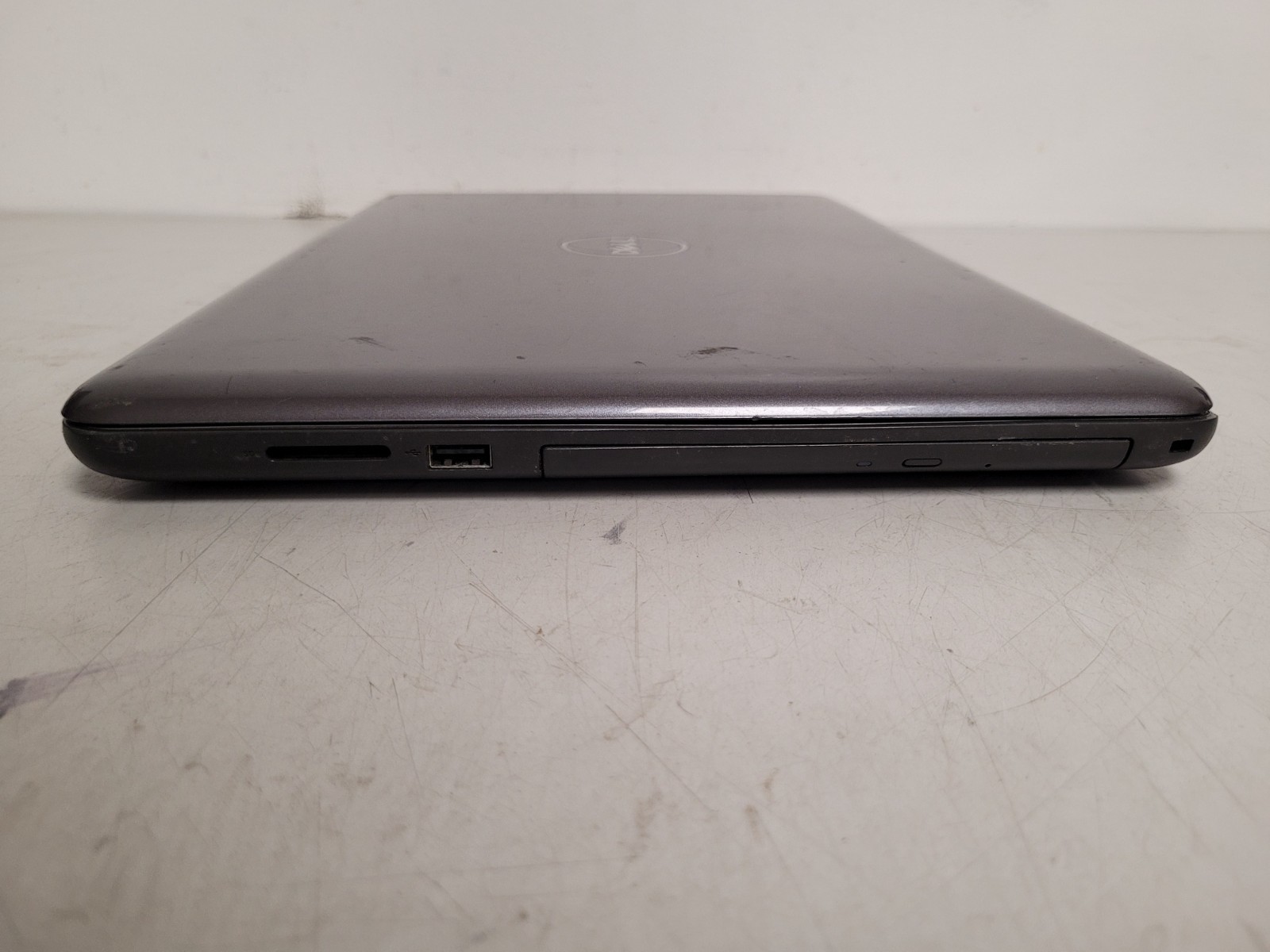 Dell inspiron 5567 15.6″ i5-7200u 2.5ghz 8gb ram 1tb hdd w11p READ 2J5WVF2