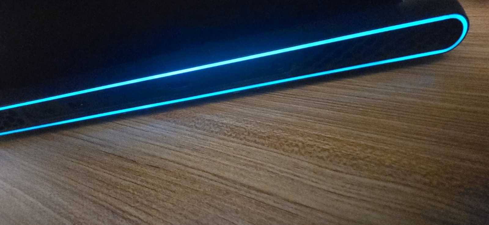 Alienware M15 R5 – R9 5900HX / RTX 3070/360Hz 1080P/32GB/3TB Gaming Laptop