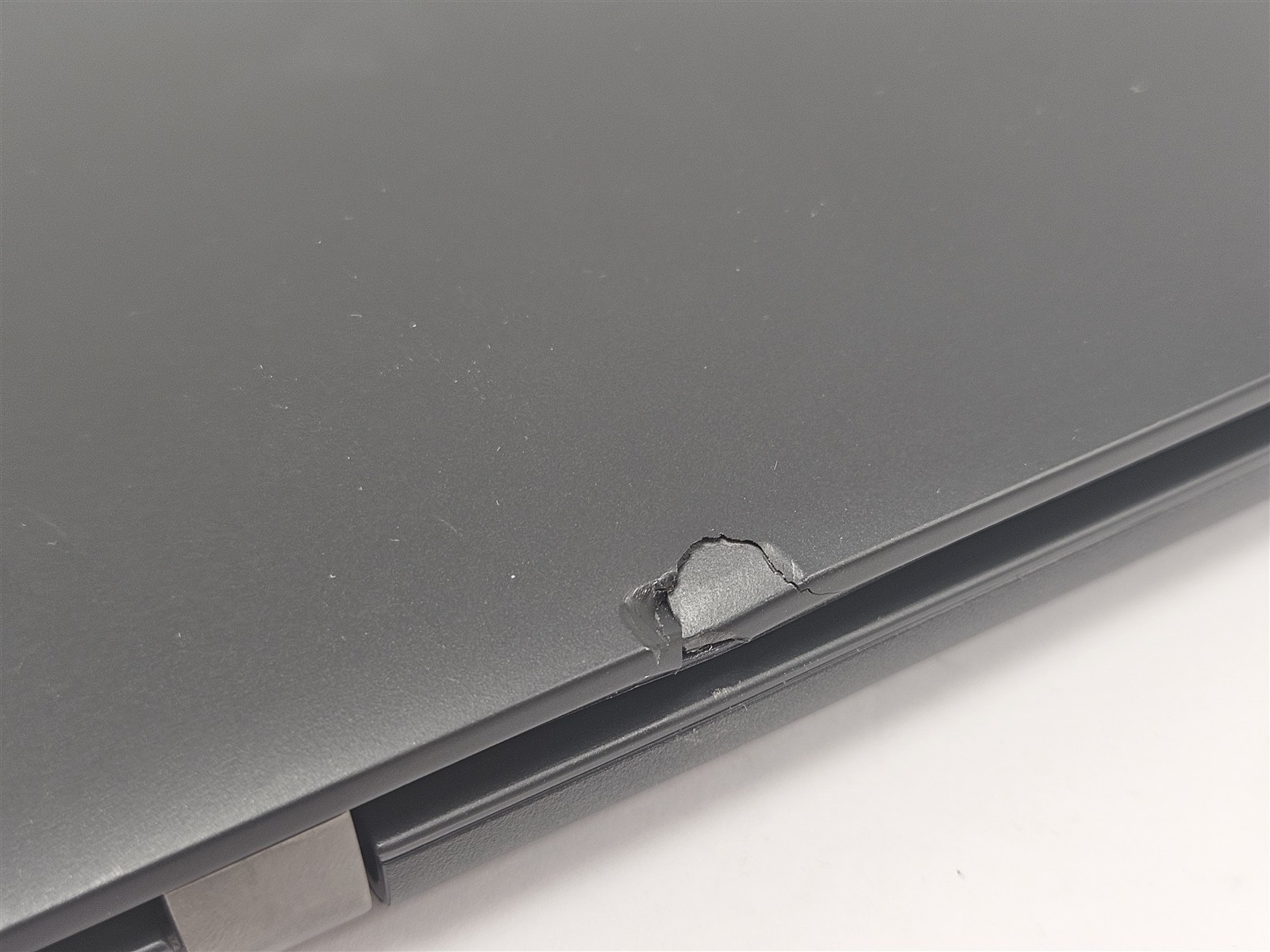 Lenovo ThinkPad L14 Gen 4 256GB SSD 16GB Ryzen 5 PRO 7530U 14″ AMD Radeon