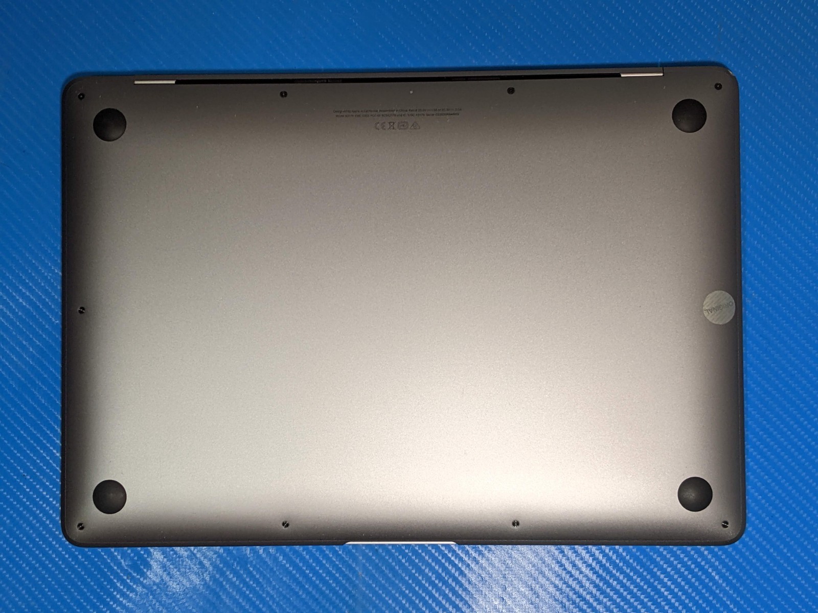 Apple MacBook Air 13″ A2179 (2020) i5-1030NG7 1.1GHz 8GB 512GB SSD MVH22LL/A +PA