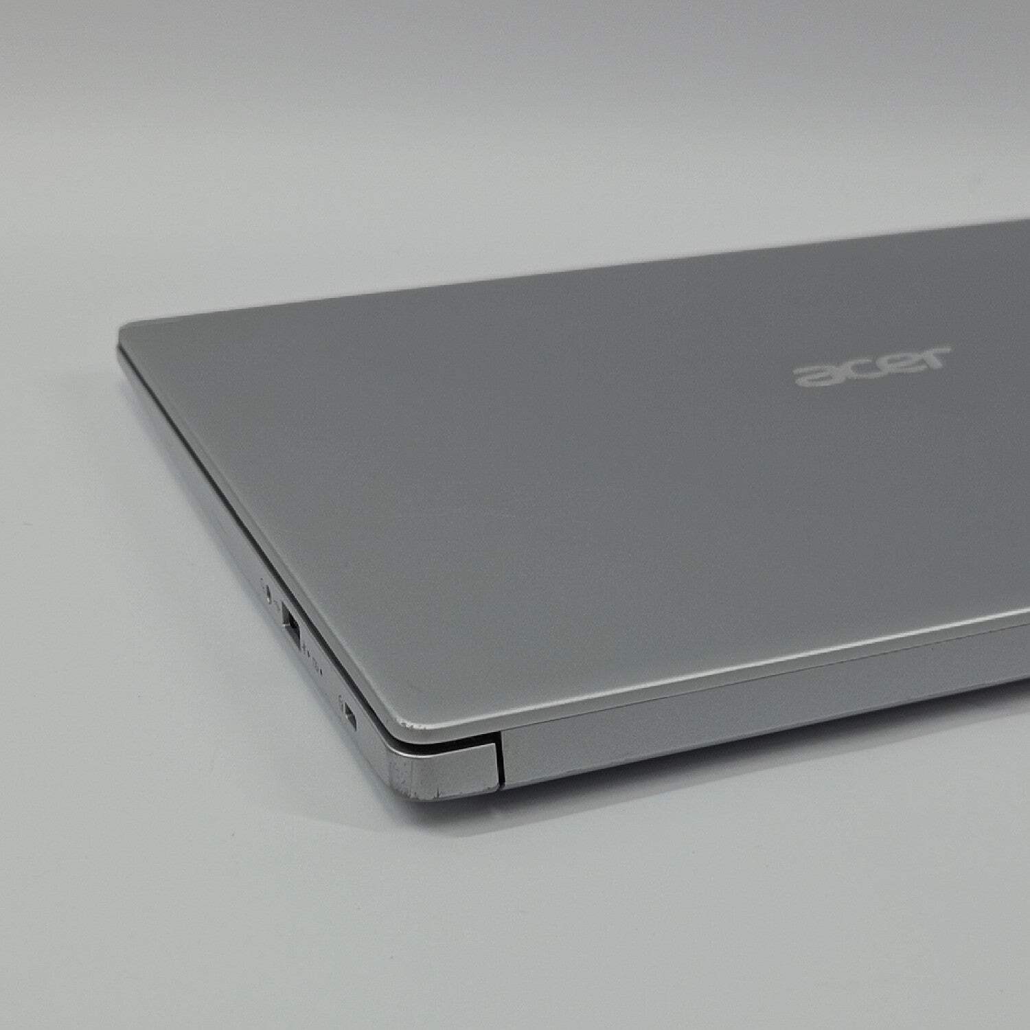 Acer Aspire 5 A515-46 15.6″ Ryzen 7 3700U 2.3GHz 8GB RAM 256GB SSD