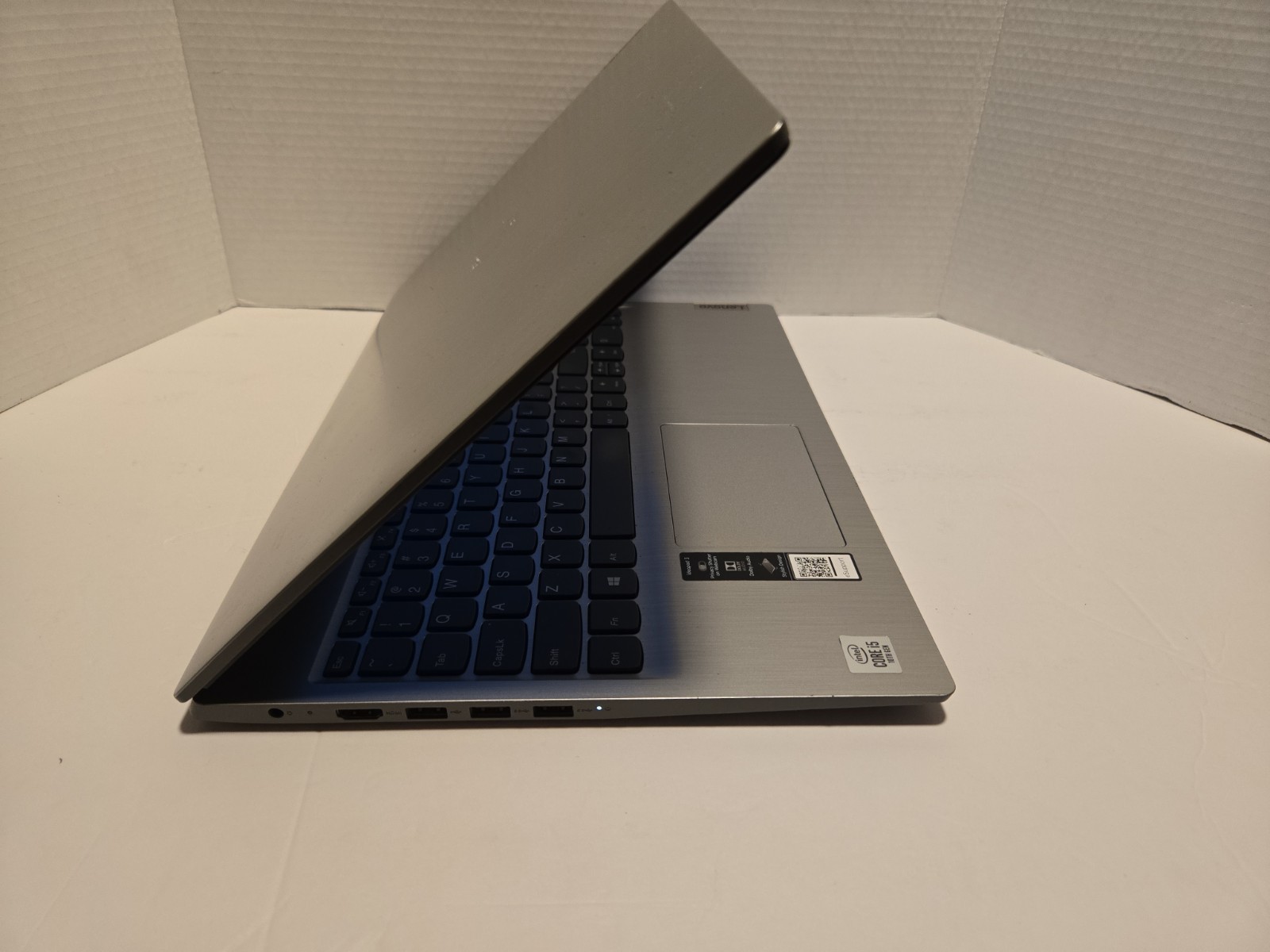 Lenovo IdeaPad 3 15.6″ Touchscreen i5 10th 1.19GHz 4g 128g Win11 ✋🏾READ DETAILS