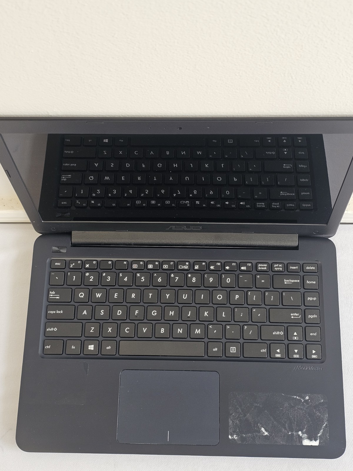 ASUS E402S Laptop – Intel Celeron N3060 – 4GB RAM – 32GB SSD – Windows 10
