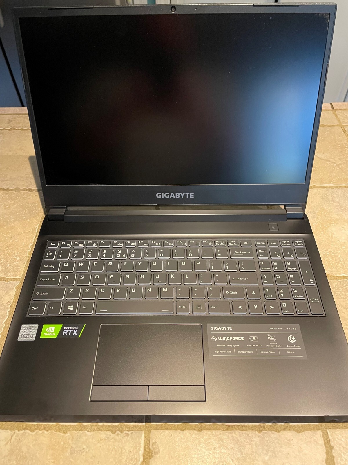 GIGABYTE 15.6″ 240Hz IPS i5-10500H RTX-3060 Gaming Laptop 16GB-RAM 512GB-NVMe