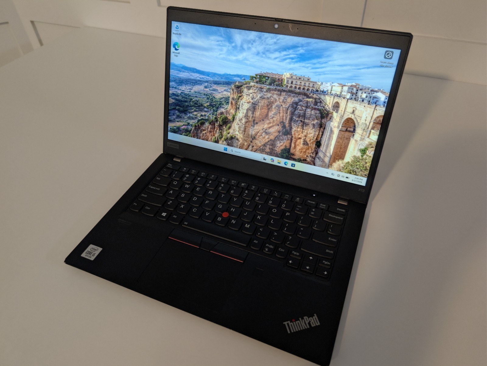 Lenovo ThinkPad X13 Gen 1, i5-10210U, 8GB RAM, 256GB SSD, Windows 11 Pro