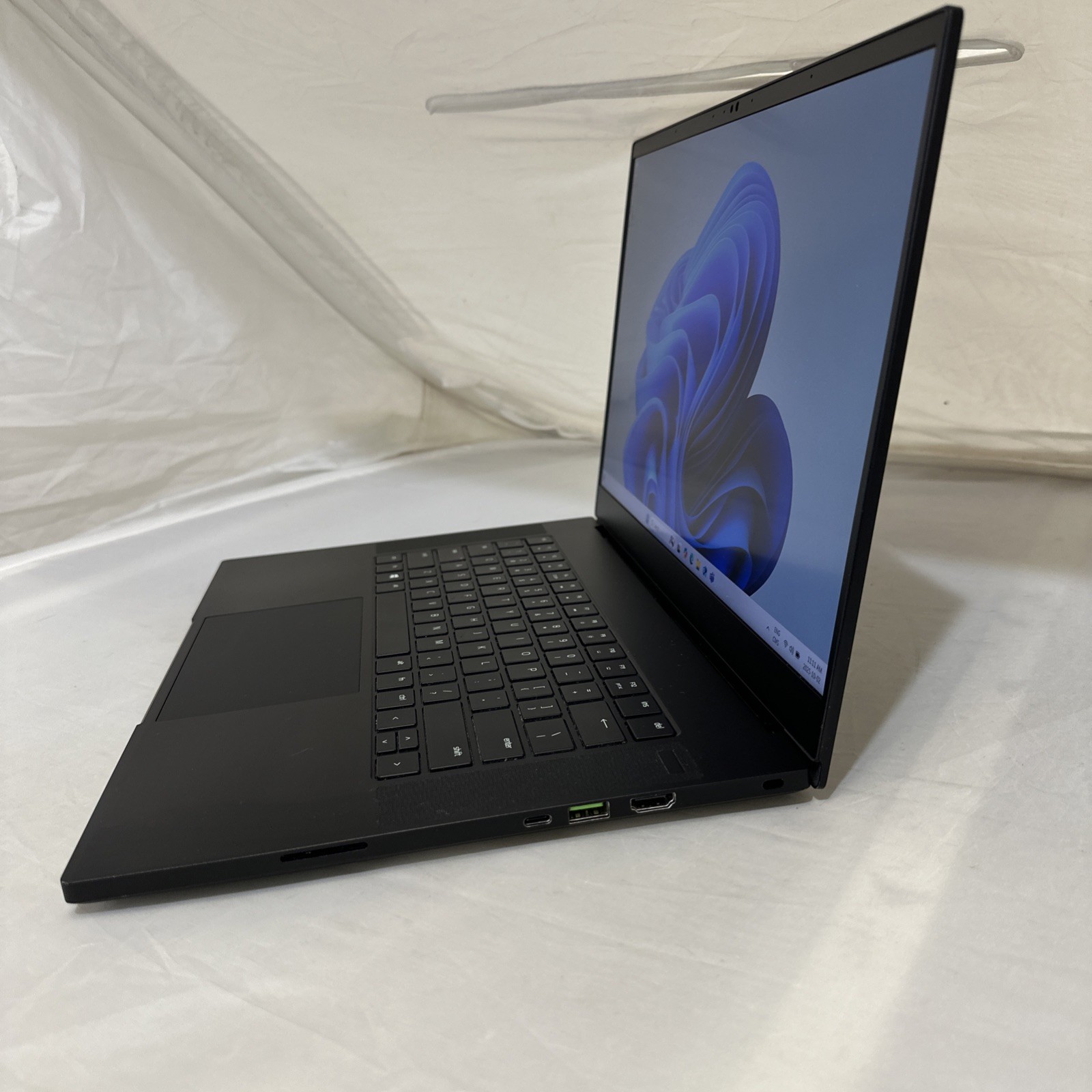 Razer Blade 15 Advanced Model – QHD 165Hz – GeForce 8GB RTX 3070 -RZ09-0409BEC3