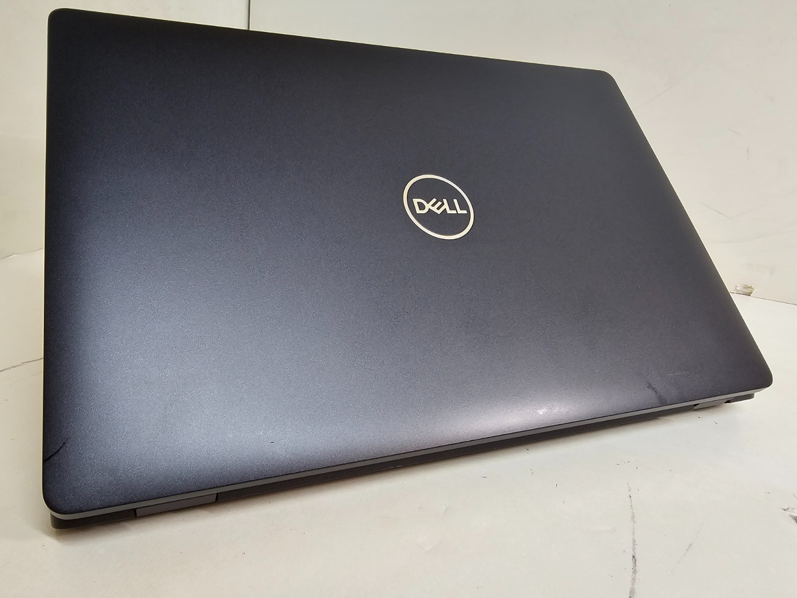 Dell Precision 3540 Laptop – 1.6 GHz i5-8365U 8GB 256GB SSD Webcam 15.6″ Full HD