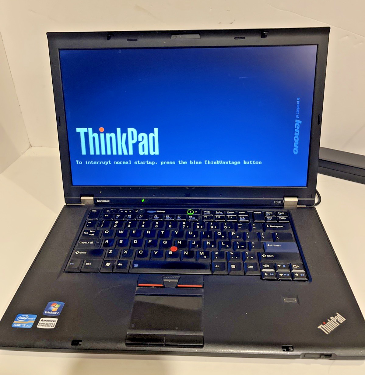 Lenovo ThinkPad T520 4240 15.6in. Notebook/Laptop