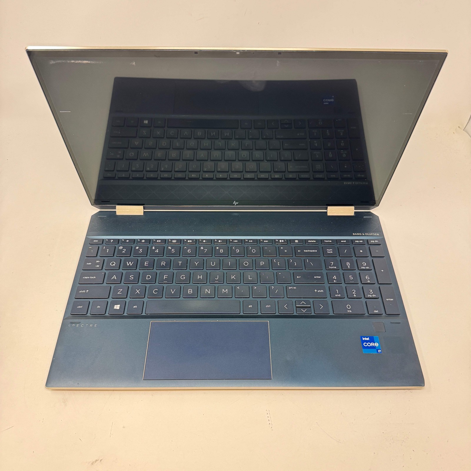 HP Spectre 15T-EB100 15.6″ i7-1165G7 2.8GHz 16GB RAM 256GB SSD