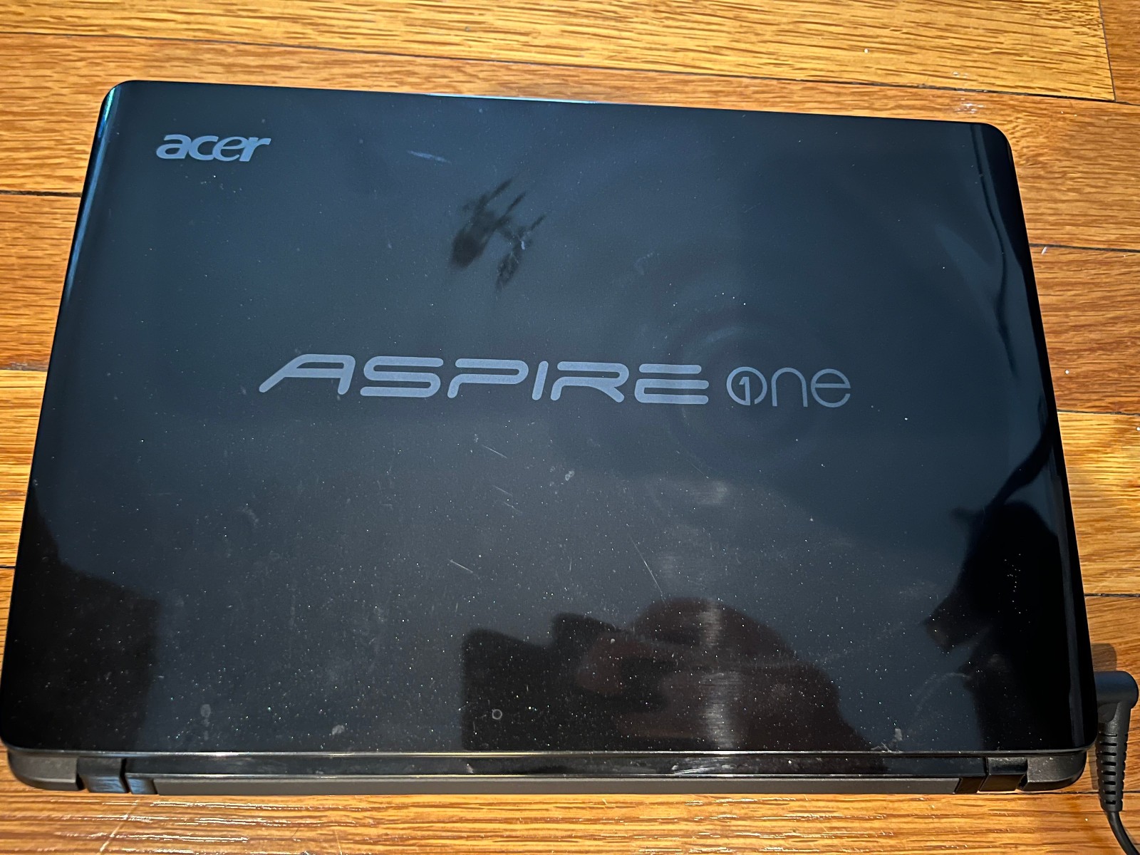 Acer Aspire One 722 AMD C60 CPU 4GB DDR3 RAM 320GB HDD antiX Linux