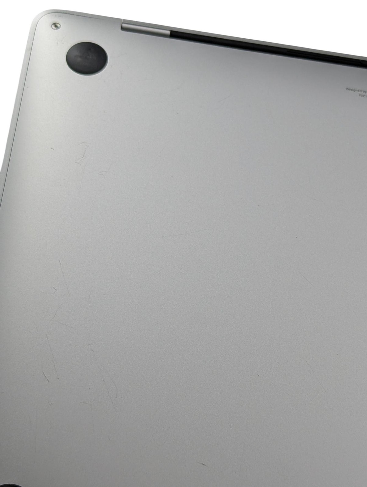 APPLE MACBOOK PRO A1708 2016 13″ i7 2.4GHz 16GB 256GB – Grade D