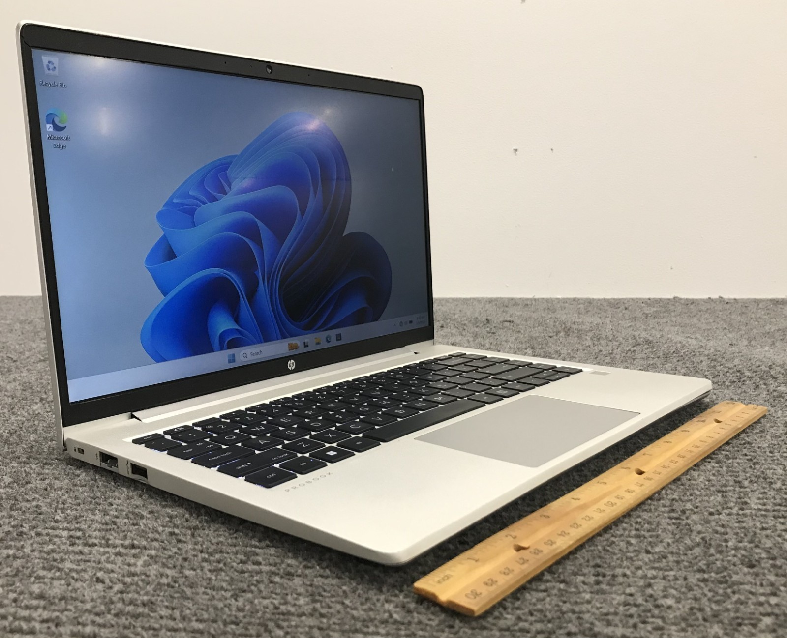 HP ProBook 440 G9 14″ Laptop i5-1235U 8GB RAM 256GB NVMe