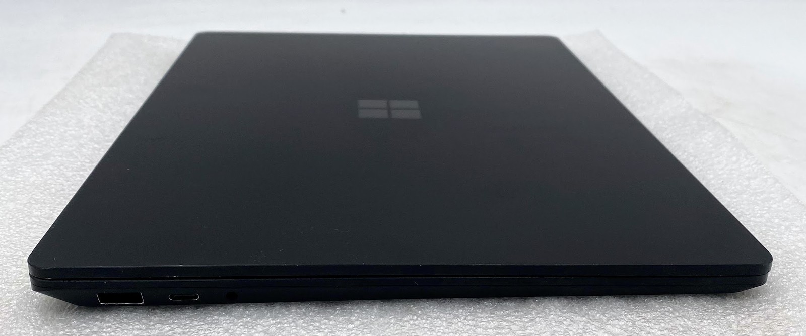 Microsoft Surface Laptop 4- 256GB SSD, 16GB DDR4 RAM, i7-1185G7 CPU, Win 11 Pro