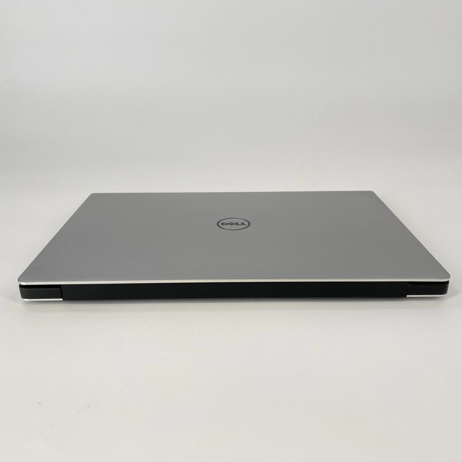 Dell XPS 13 9360 13.3” FHD Laptop Intel i7-7560U 8GB RAM 256GB NVMe Win11 Pro