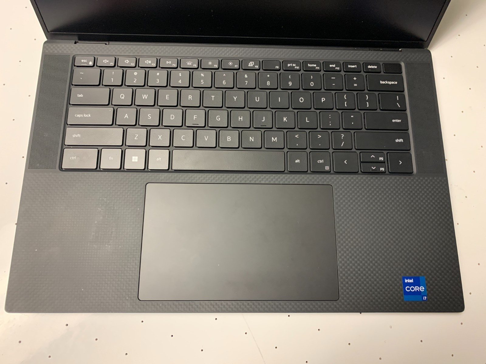 Dell XPS 15 9520 – 2.3 GHz i7-12700H 16GB 512GB SSD RTX 3050 – Windows 11
